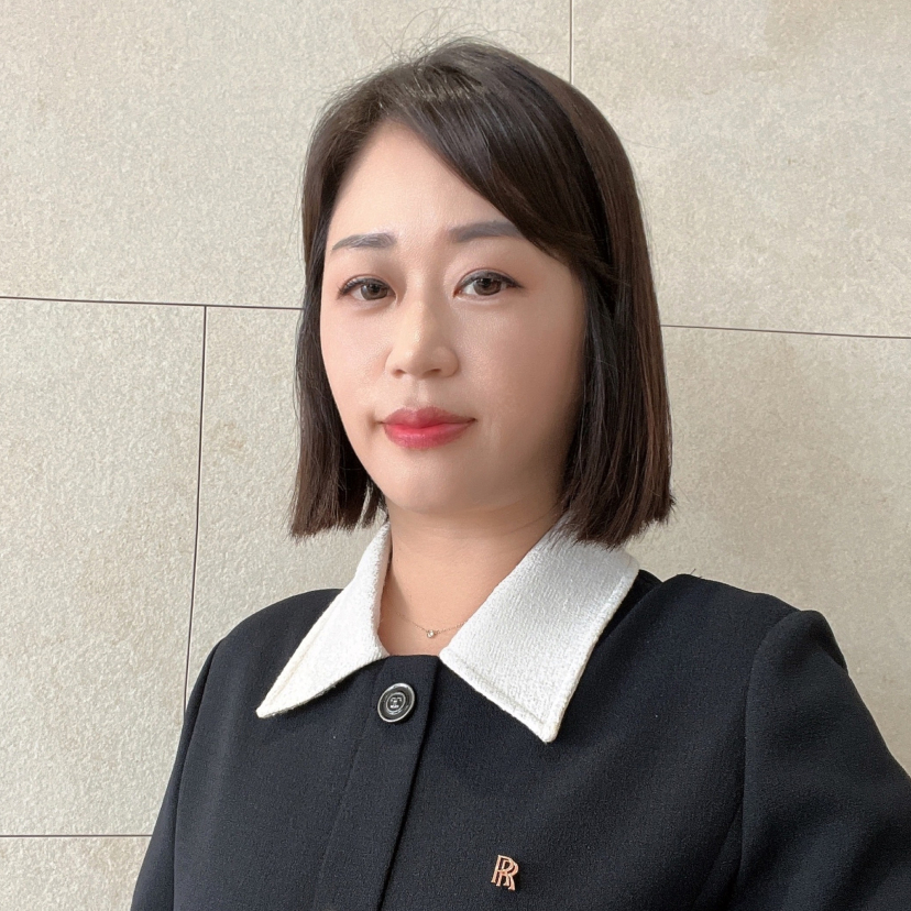 박 시 은  과장