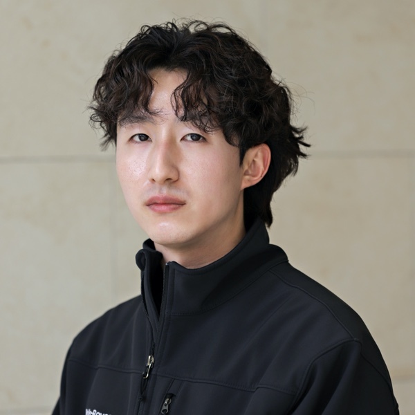 김 지 훈  대리