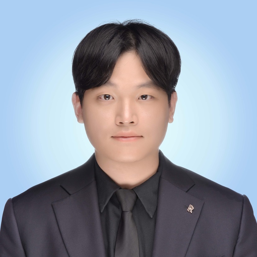 김 도 현  매니저