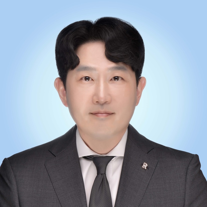 김 한 규  매니저
