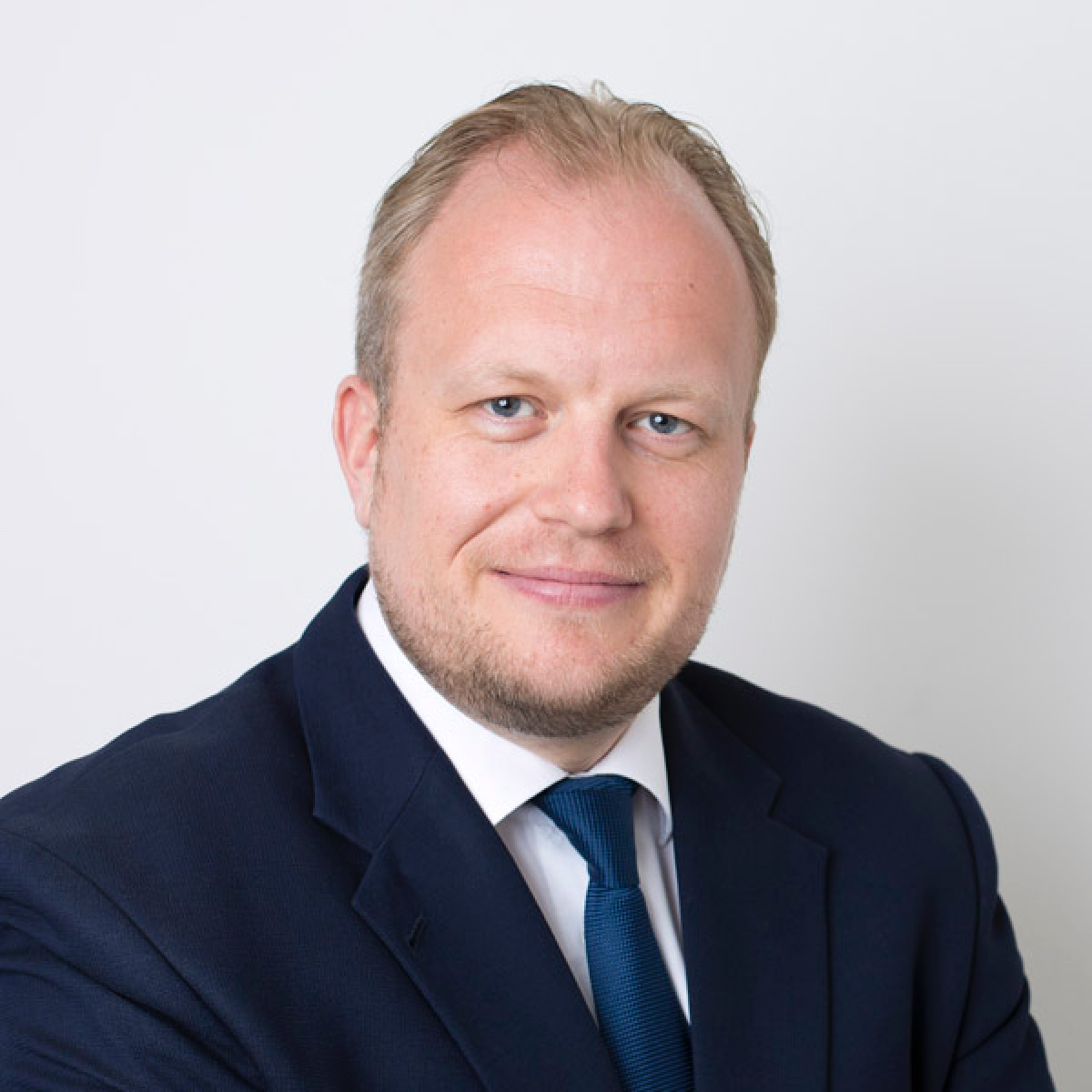 SÖREN LUTHARDT
