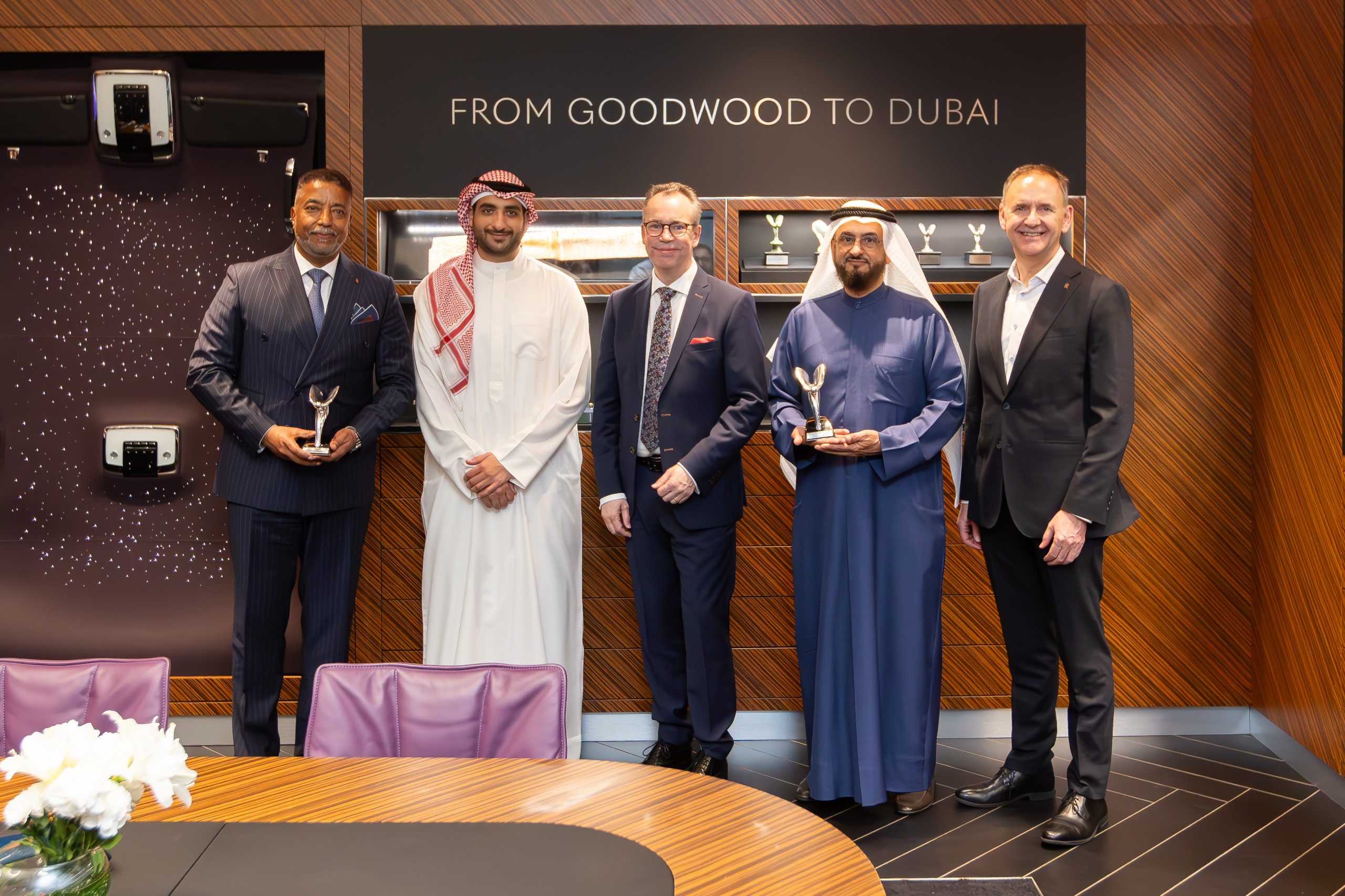 Dubaicitywalk-Ownership-Services-Dealer-of-the-Year.jpeg