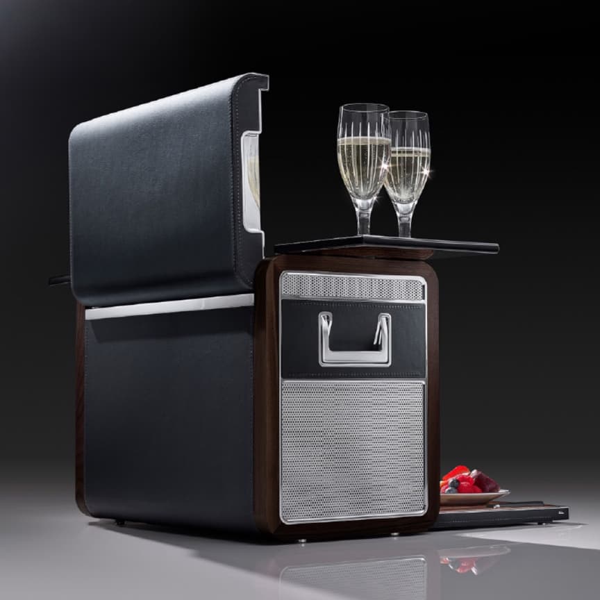 Recreate the golden age of picnicking with the Rolls-Royce Picnic Hamper – beautifully handcrafted using time-honoured techniques.