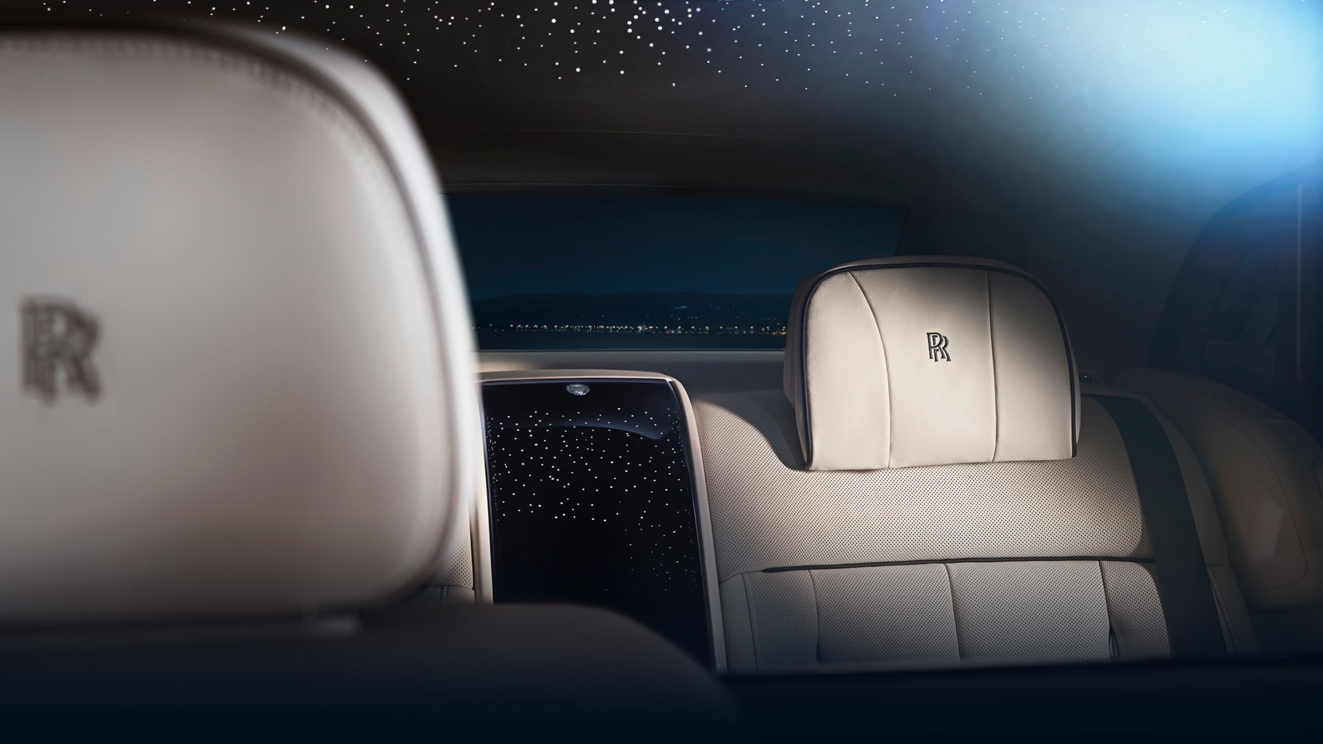 rolls royce phantom back side The backseats of the Rolls-Royce phantom and the starlight headliner