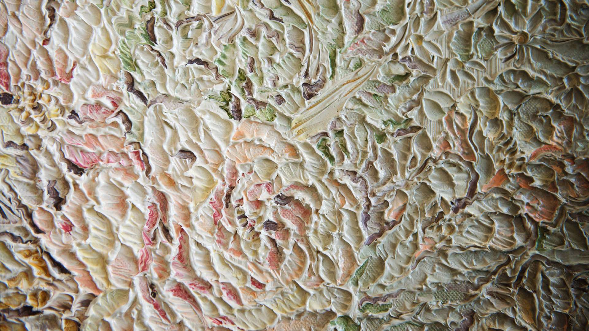 中国人アーティストのリャン・ヤンウェイ氏が制作したPHANTOMギャラリーのアップ