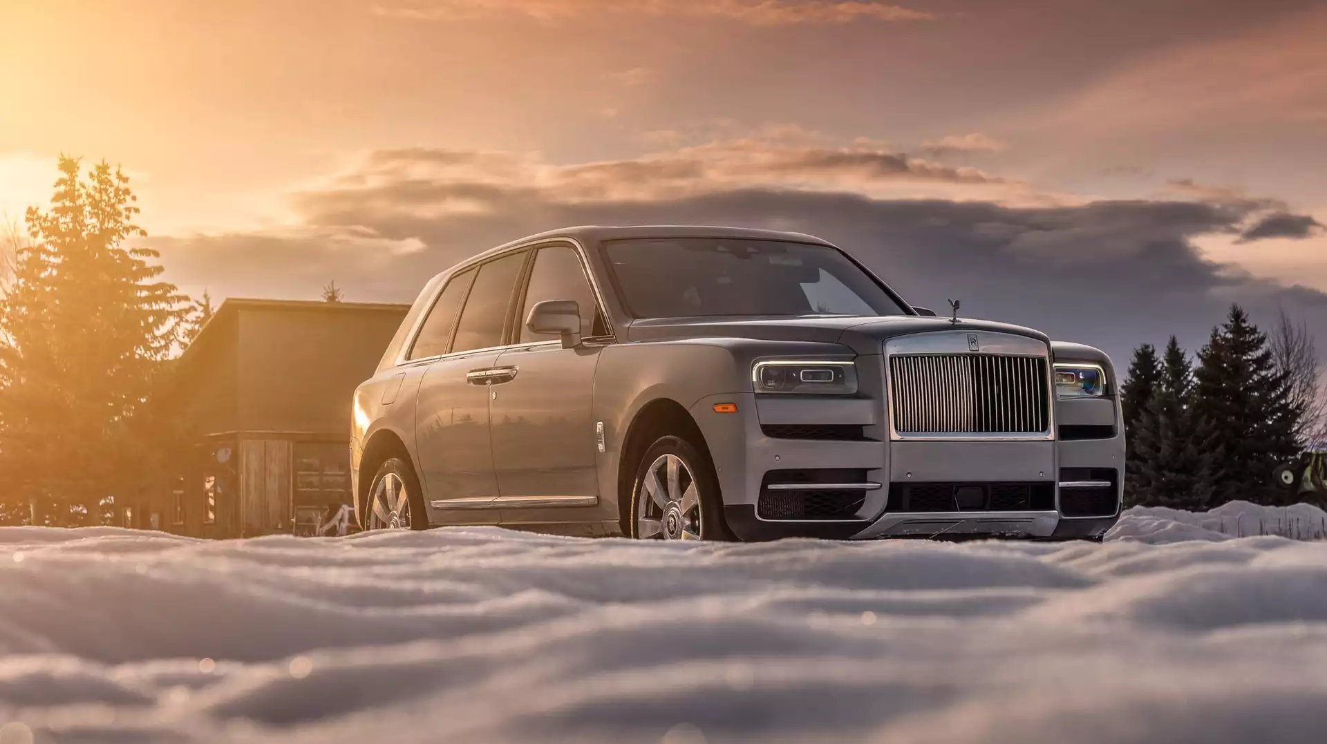 Xe hơi hạng siêu sang Roll Royce Cullinan – mẫu SUV cho giới siêu giàu