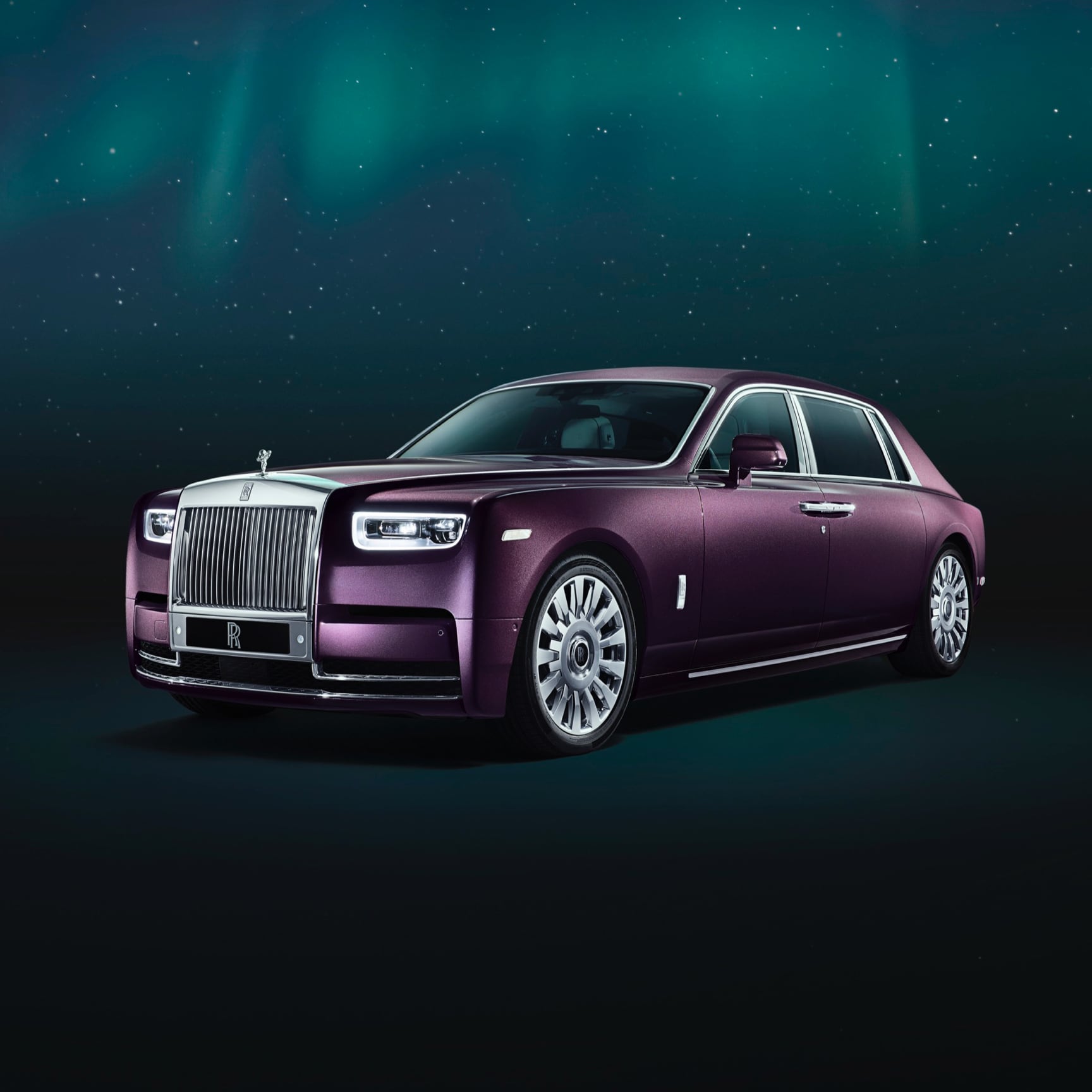 Arrive In Style Phantom Luggage