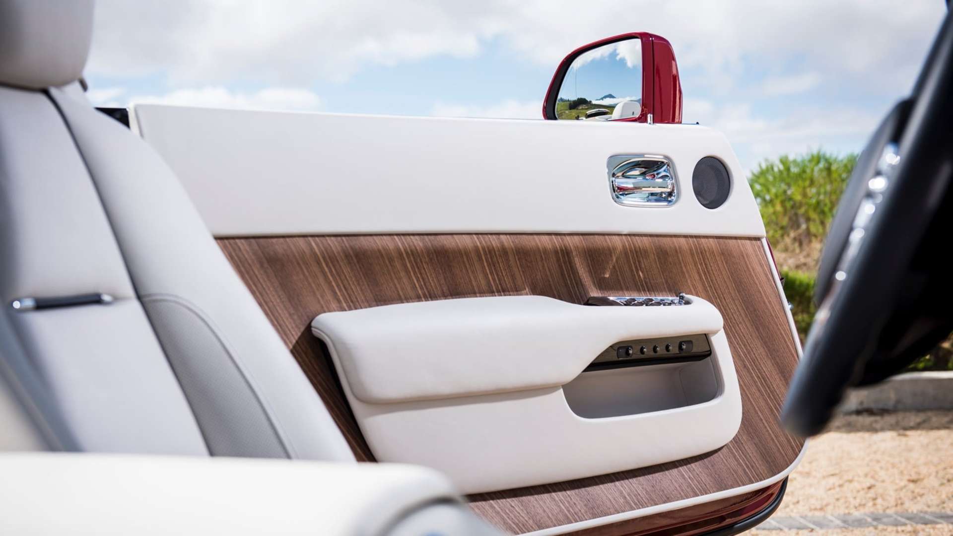 Rolls Royce Dawn кабриолет 2018