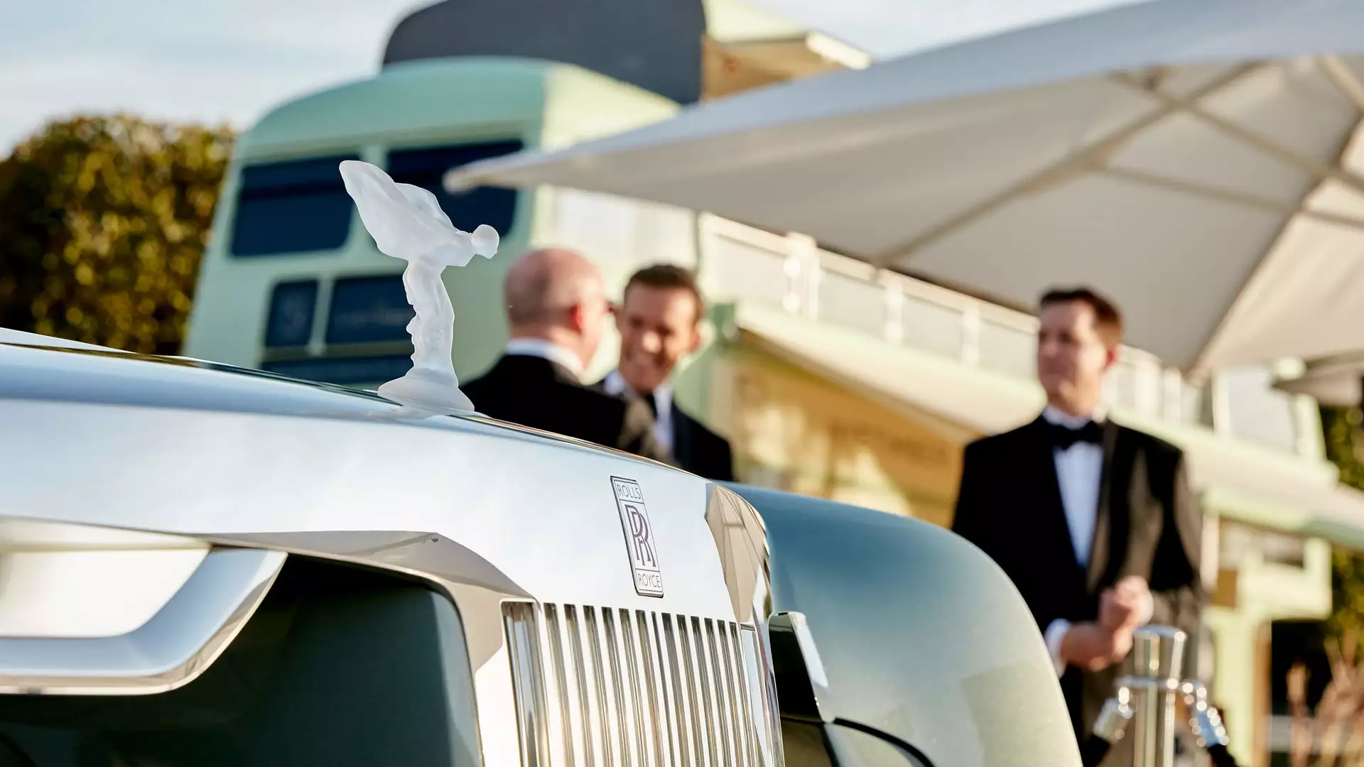 The RollsRoyce logo the Spirit of Ecstasy  Logo Design Love