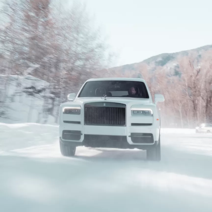 A distinctive selection of parts and accessories, designed to assist your Rolls-Royce in winter climates. 