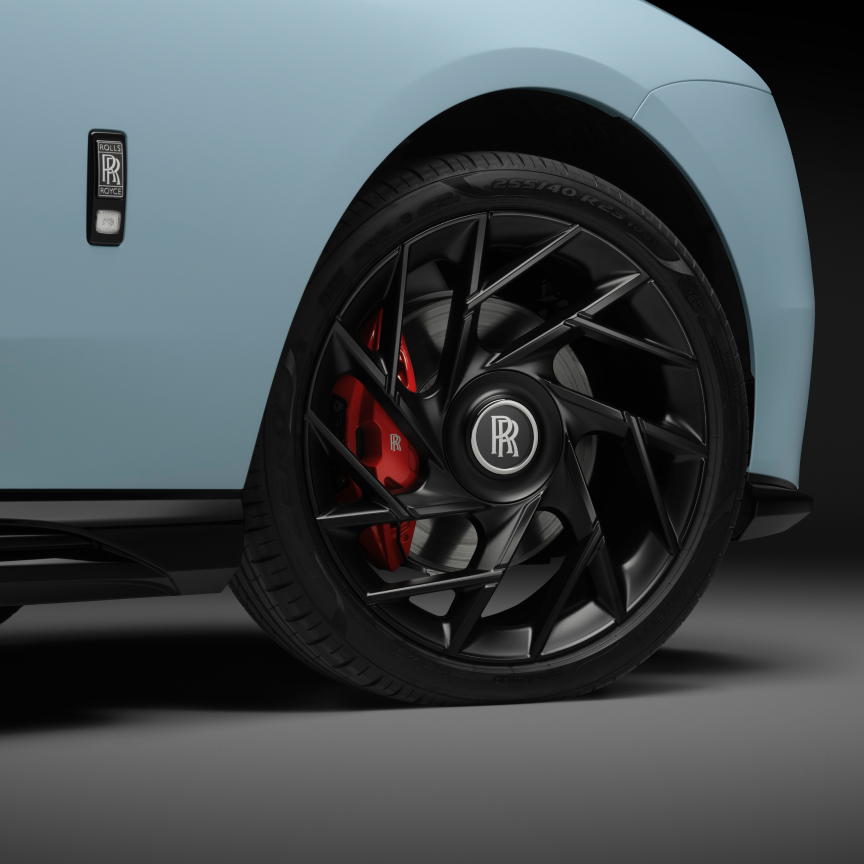 Black Badge is for the innovators and rule breakers. Express your instinct and begin your journey towards  an individual commission.