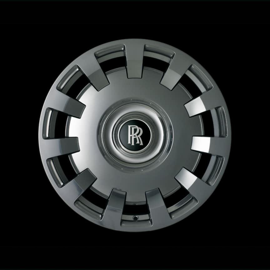 <p>Eleven spoke design and available in matt silver, part polished and fully polished finish. </p>
