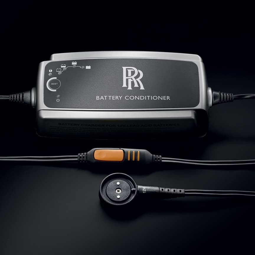 ロールス・ロイス バッテリーコンディショナー　中古品 ロールス・ロイス バッテリーコンディショナー 中古品 ロールスロイス