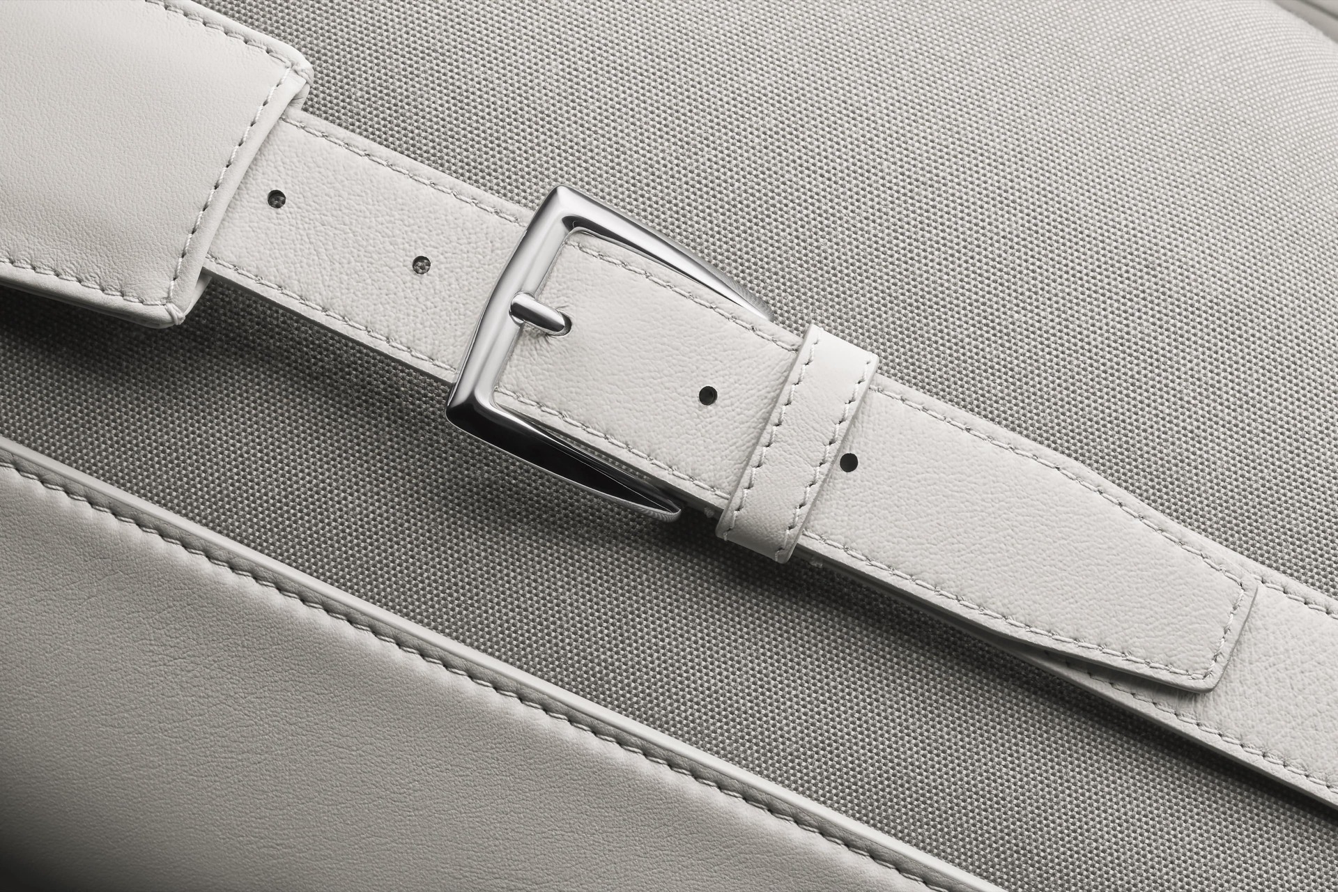Details of the Rolls-Royce Escapism Luggage Collection