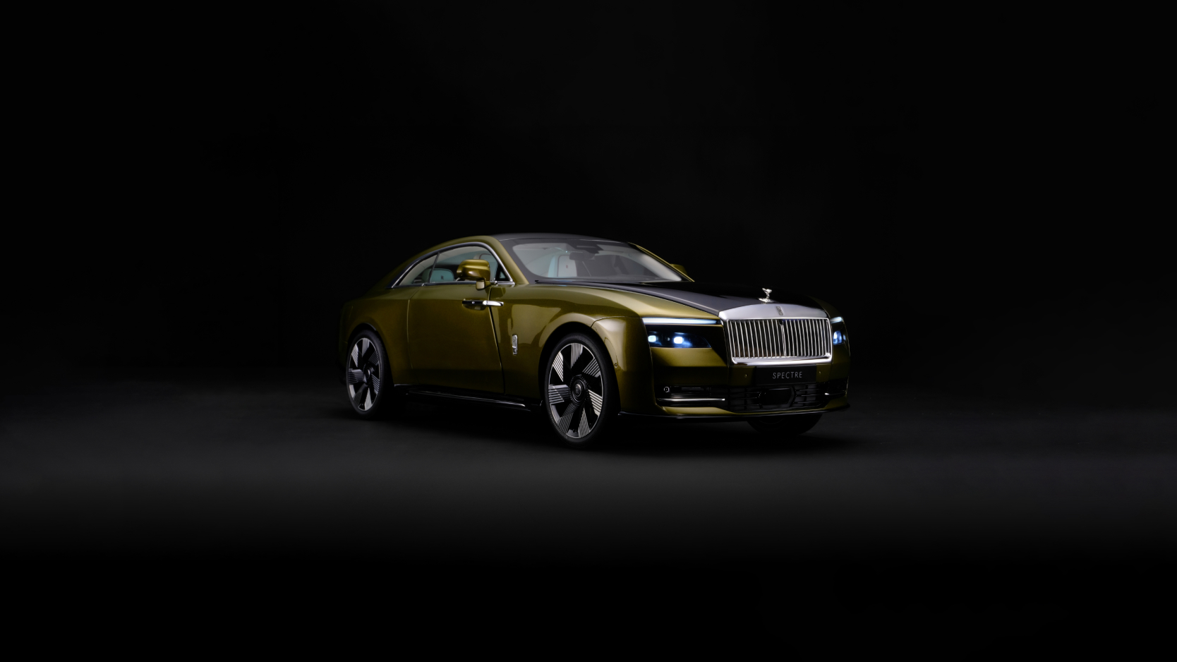 Rolls Royce Trò chơi lái ô tô phiên bản điện thoại Android iOSTapTap