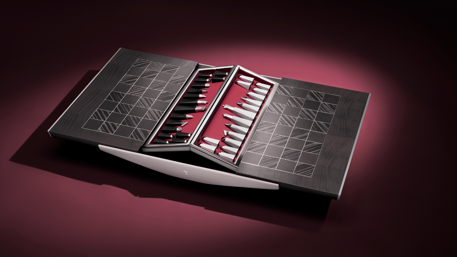 Rolls-Royce Chess Set - Autocosmos