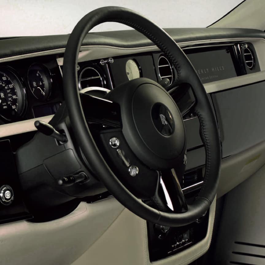 <p>The thicker steering wheel option at 4mm thicker than the standard steering wheel gives an increased feeling of grip and a more dynamic feel.</p>