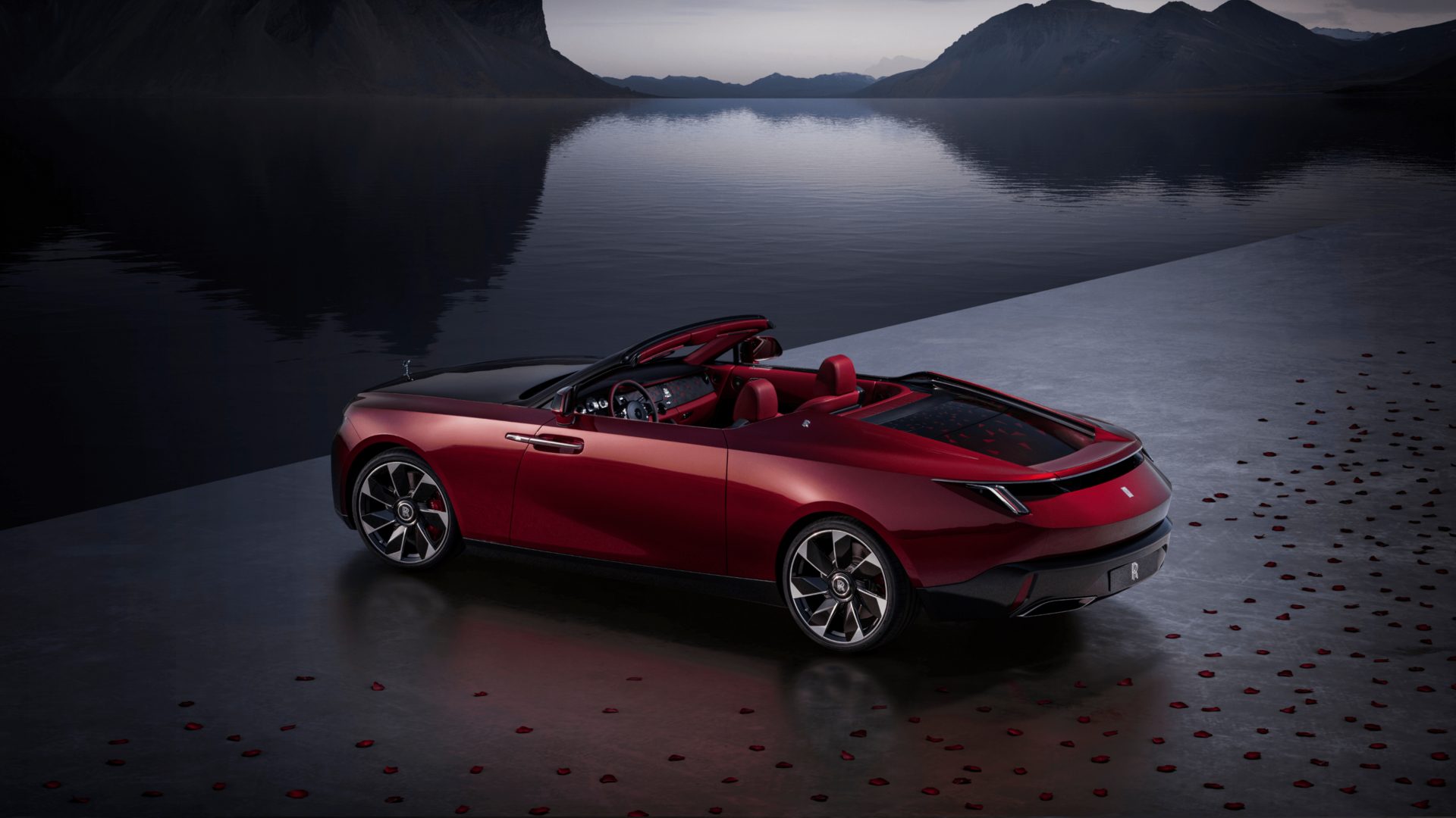 Rolls-Royce La Rose Noire Droptail with the roof removed