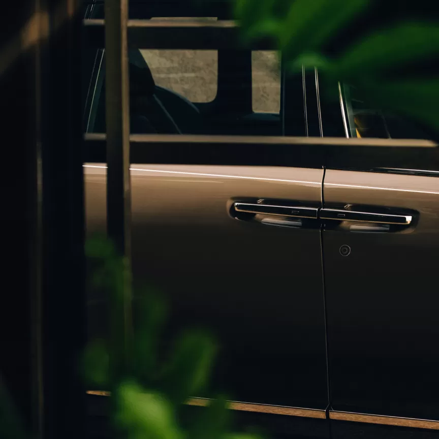 A seamless blend of power, elegance, and fine materials. Discover true freedom and journey anywhere, effortlessly.