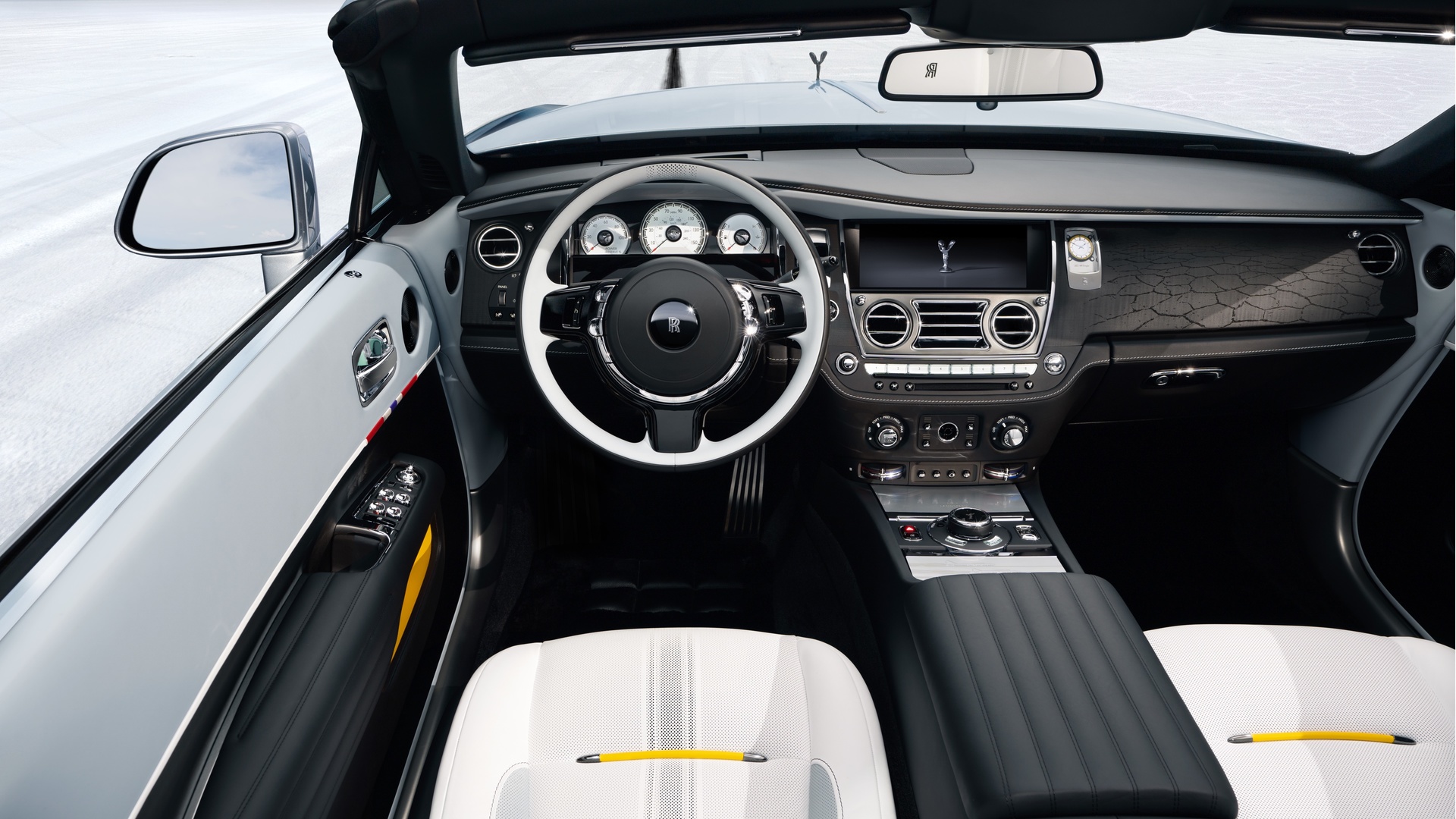 Interior of the Dawn Landspeed showing the track line features