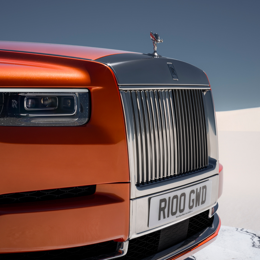 The pinnacle of Rolls-Royce. Commanding and authoritative, this iconic masterpiece stands at the apex of excellence.