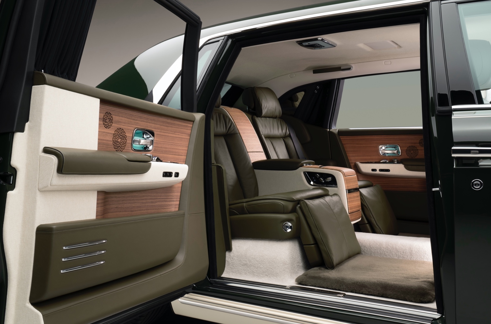 Interior shot of the back seats of the Phantom Oribe in viewed through the side door