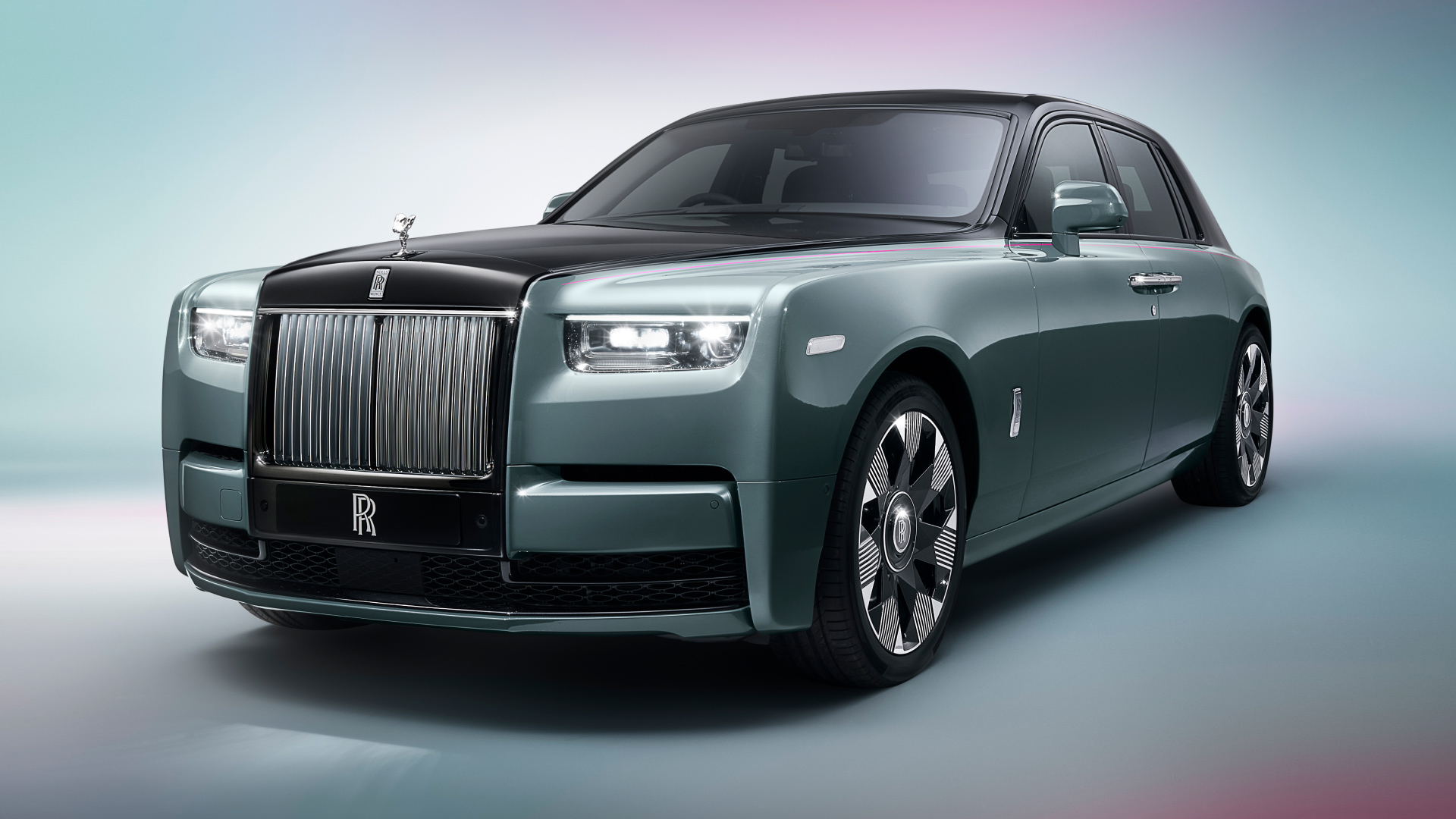 Front shot of Phantom