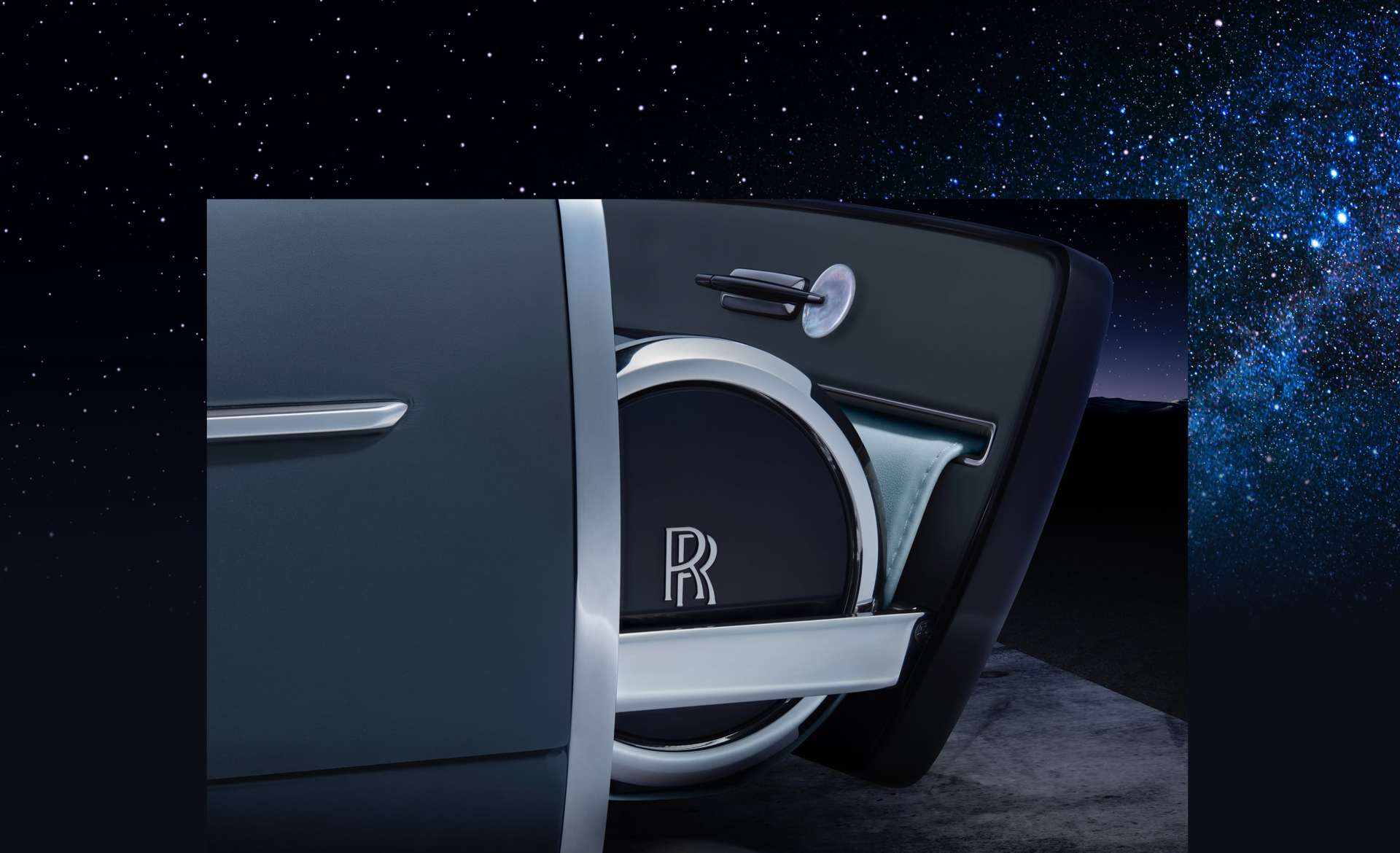 Detail of the Rolls-Royce Phantom Tempus Champagne Chest with monogram, hand-polished aluminium and natural grain leather