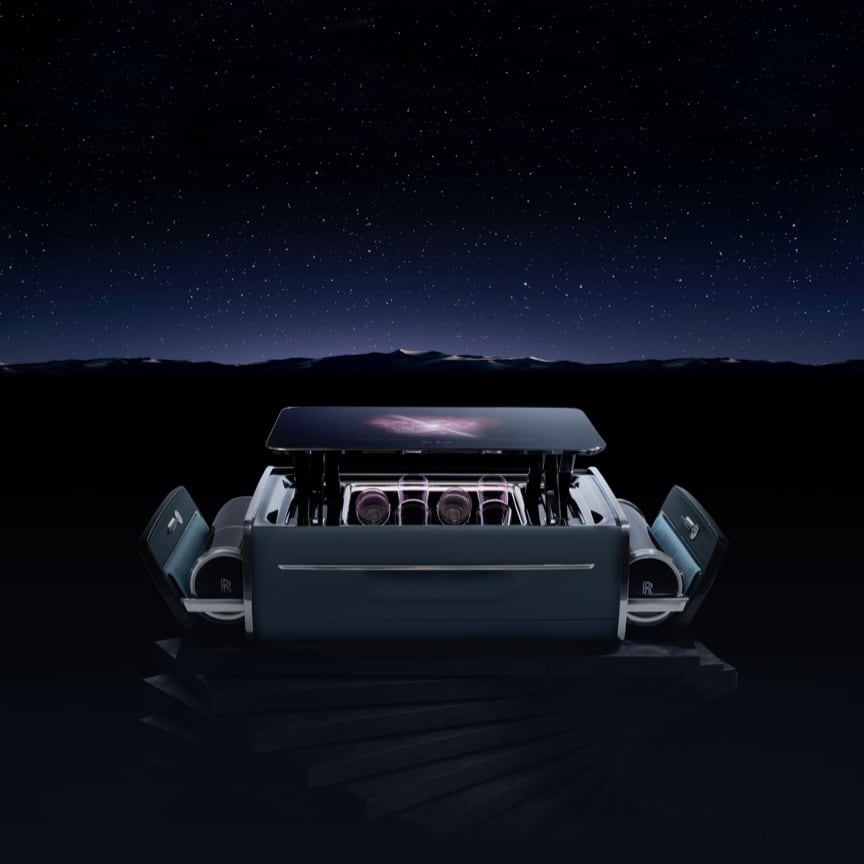 In honour of Phantom Tempus — a collection car inspired by the spacetime continuum — our iconic Champagne Chest receives a cosmic reimagining.
