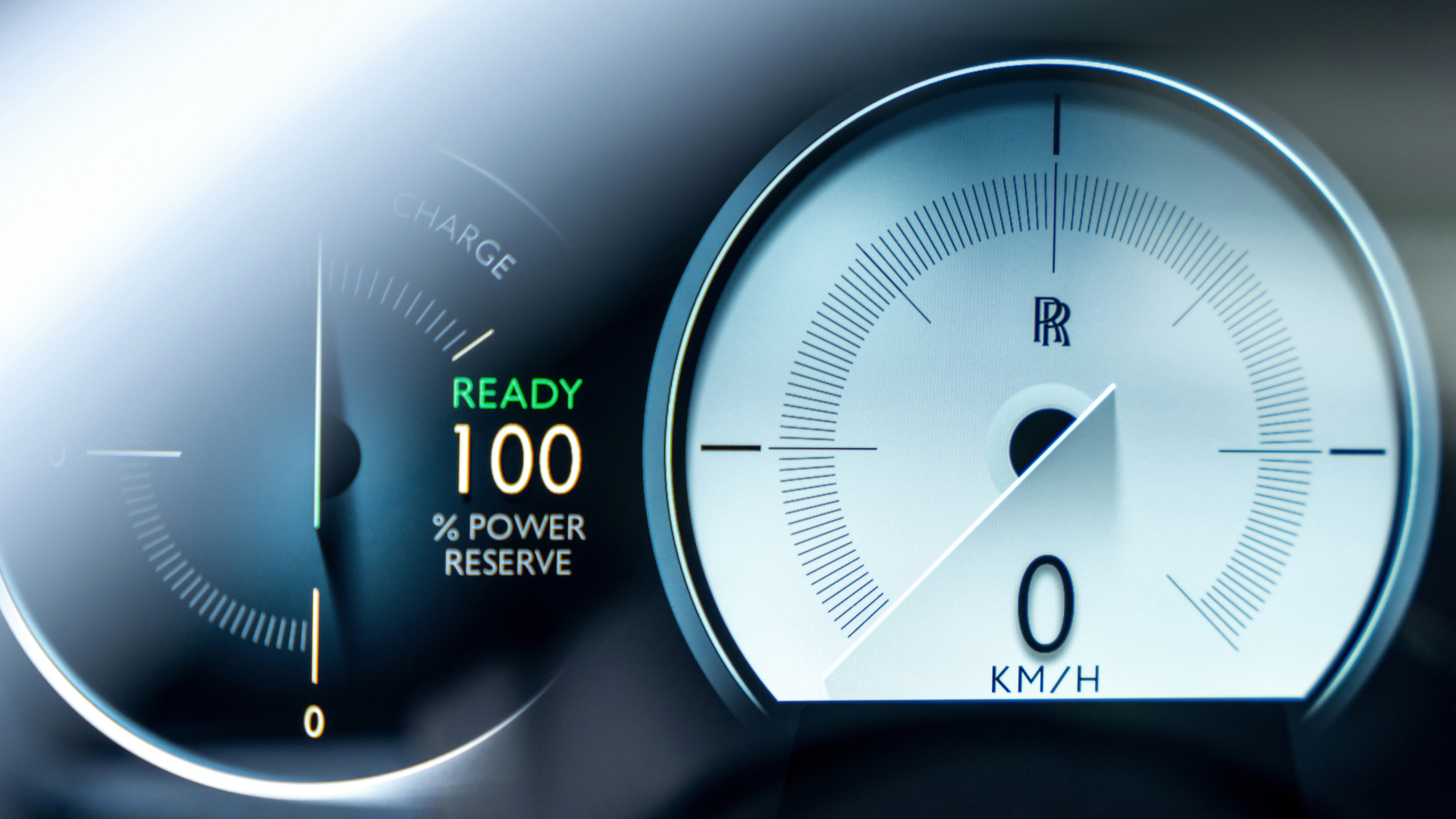 Image of the speedometer of the Spectre.