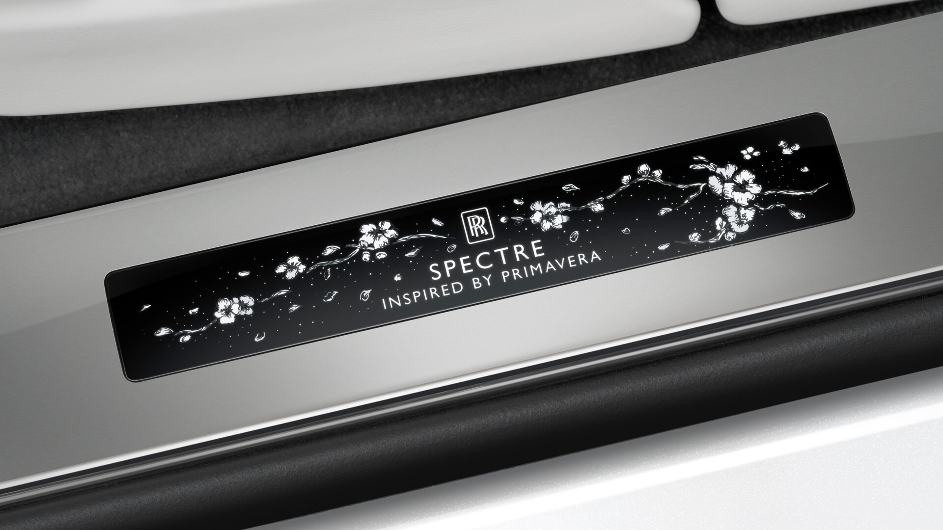 Detail image of the Spectre inspired by Primavera interior tread plate 